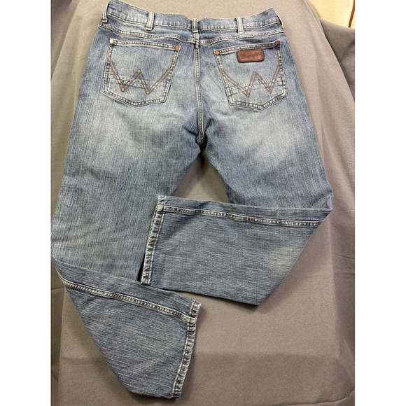 Wrangler Retro Slim Straight Men's Jeans 36x30 Medium Wash Denim 112318445 - Picture 5 of 13